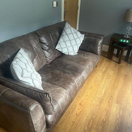 The Kings Suite Oak Drive, Colwyn Bay Ll29 7Yp First Floor Eksteriør billede